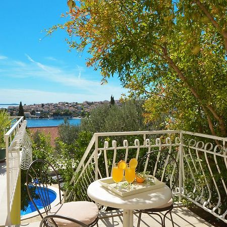 Villa Marin Трогир Екстериор снимка